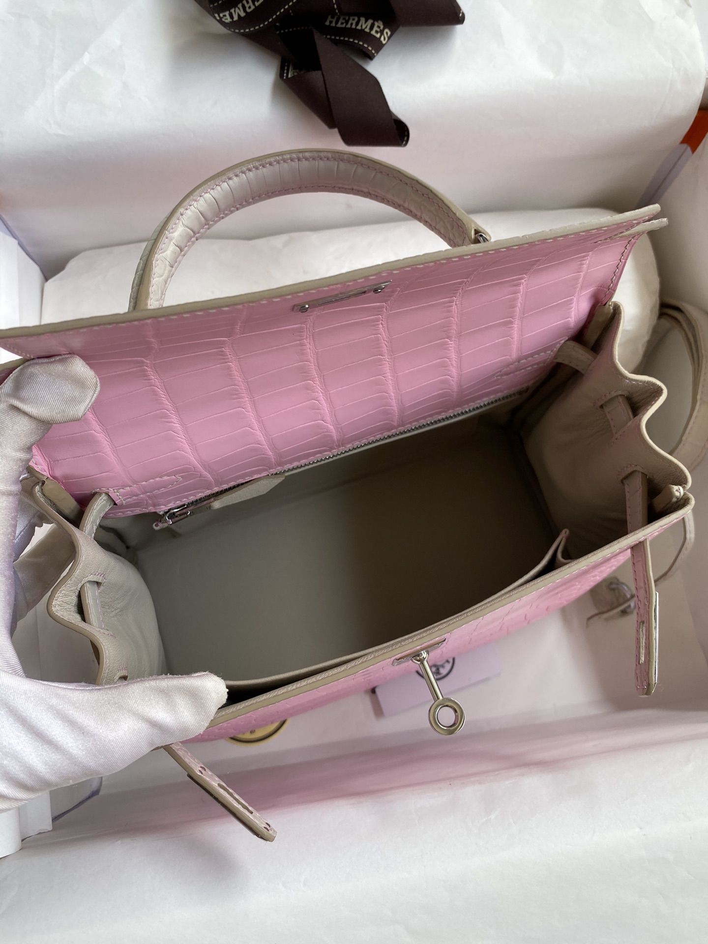 Hermes Kelly 25cm Handbag Shoulder Bag In Pink Pearl Grey Crocodile Niloticus Leather